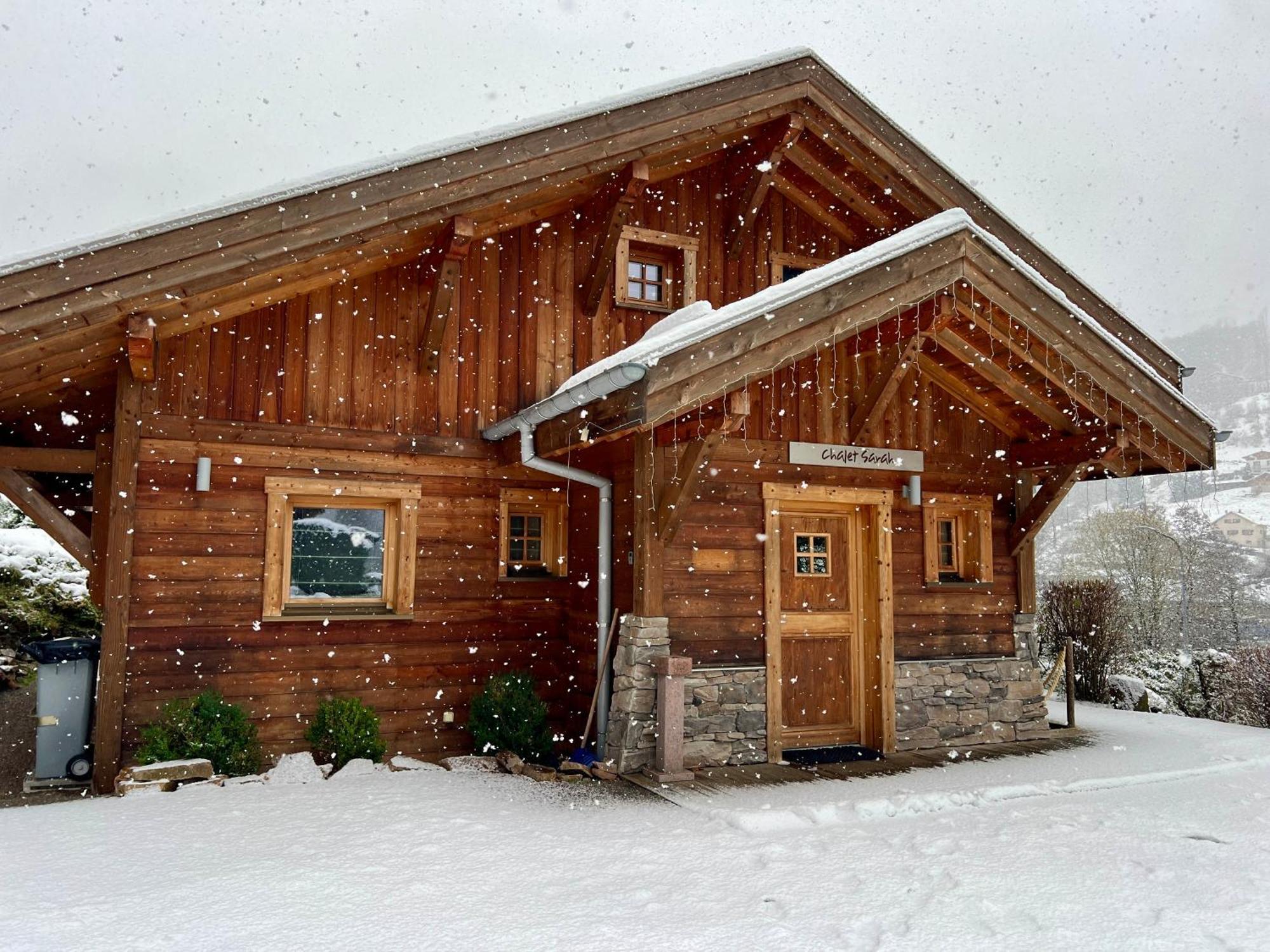 Logis Hotel, Chalets Et Restaurant Les Chatelmines La Bresse Eksteriør billede