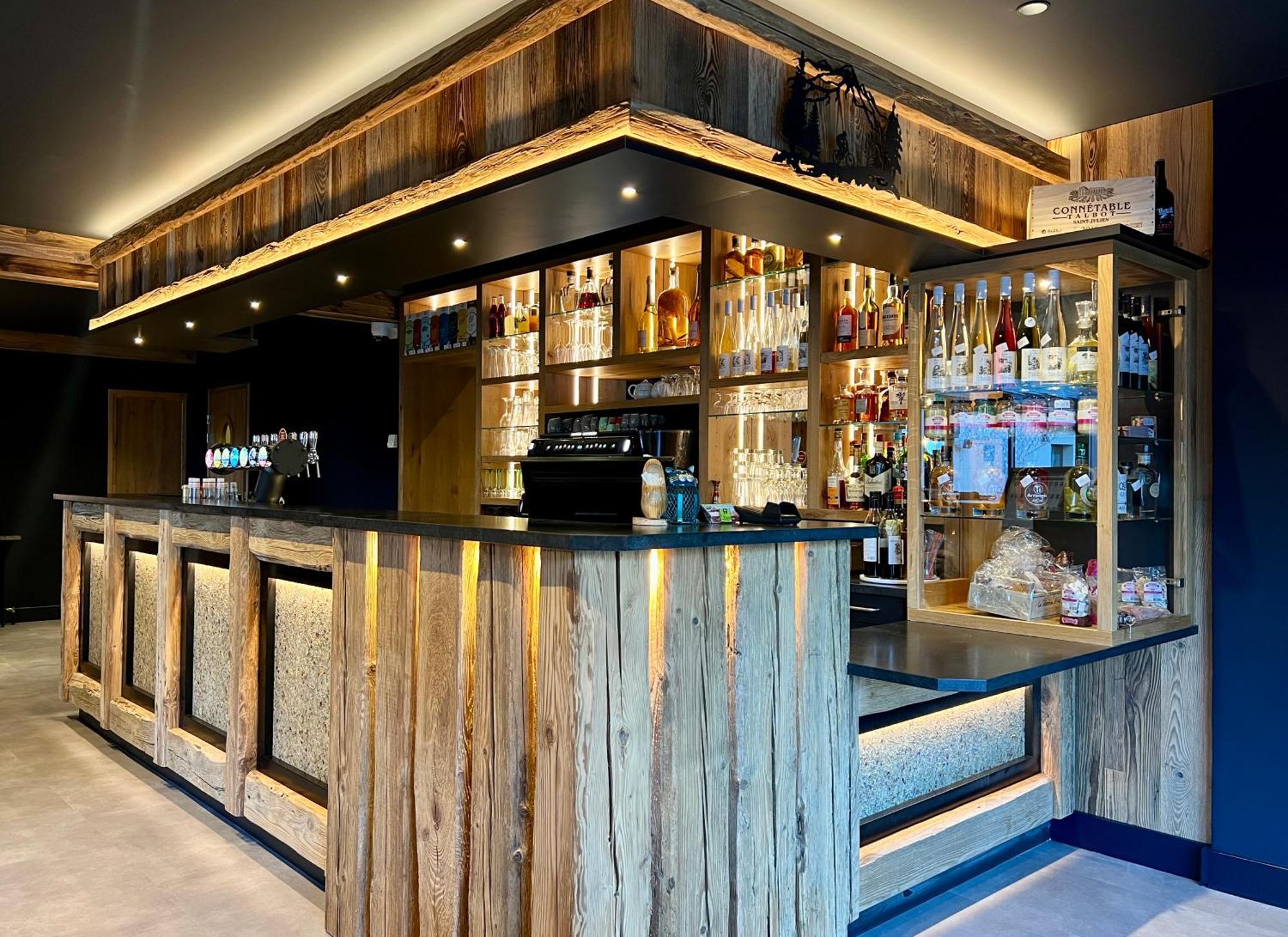 Logis Hotel, Chalets Et Restaurant Les Chatelmines La Bresse Eksteriør billede