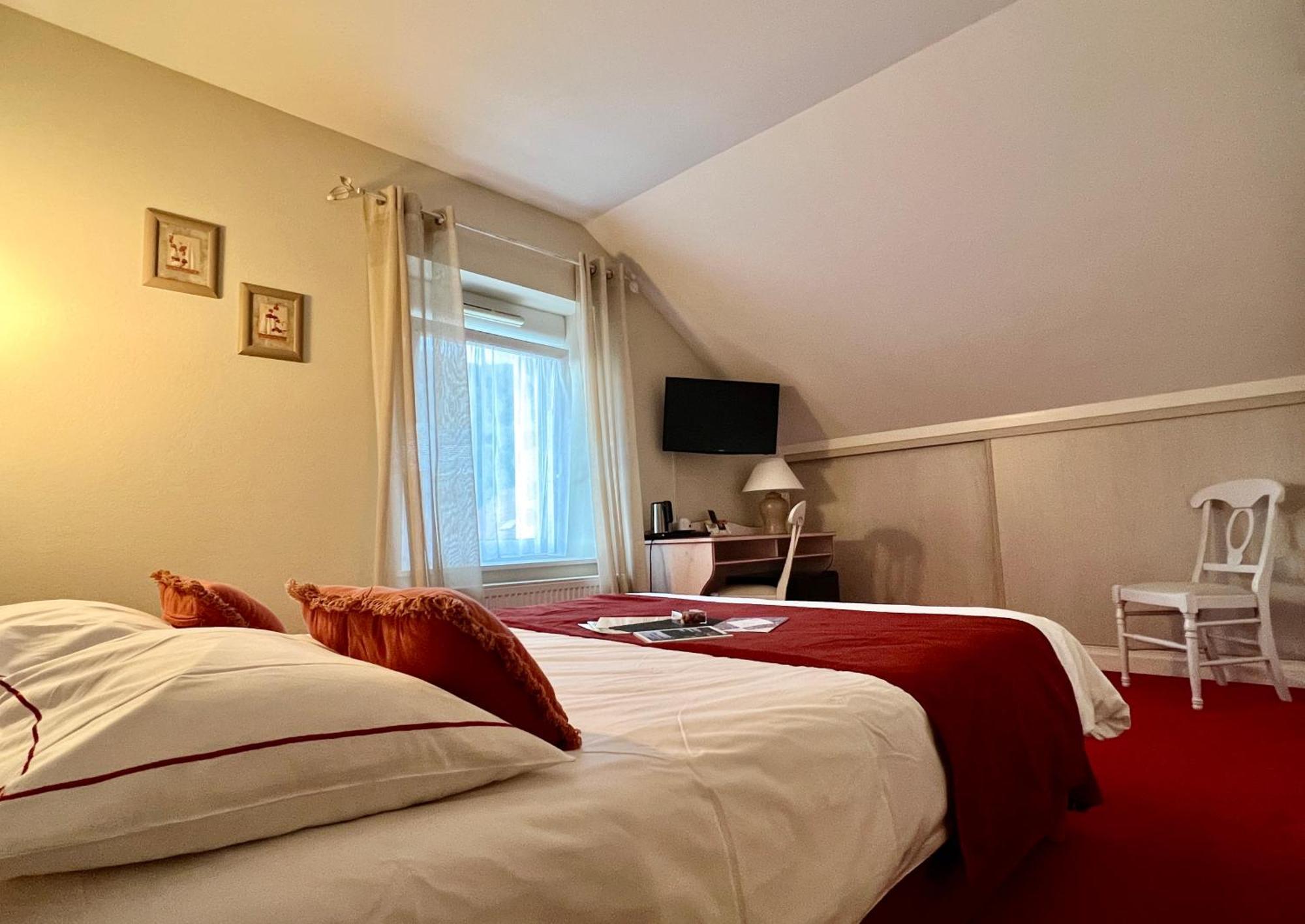 Logis Hotel, Chalets Et Restaurant Les Chatelmines La Bresse Eksteriør billede