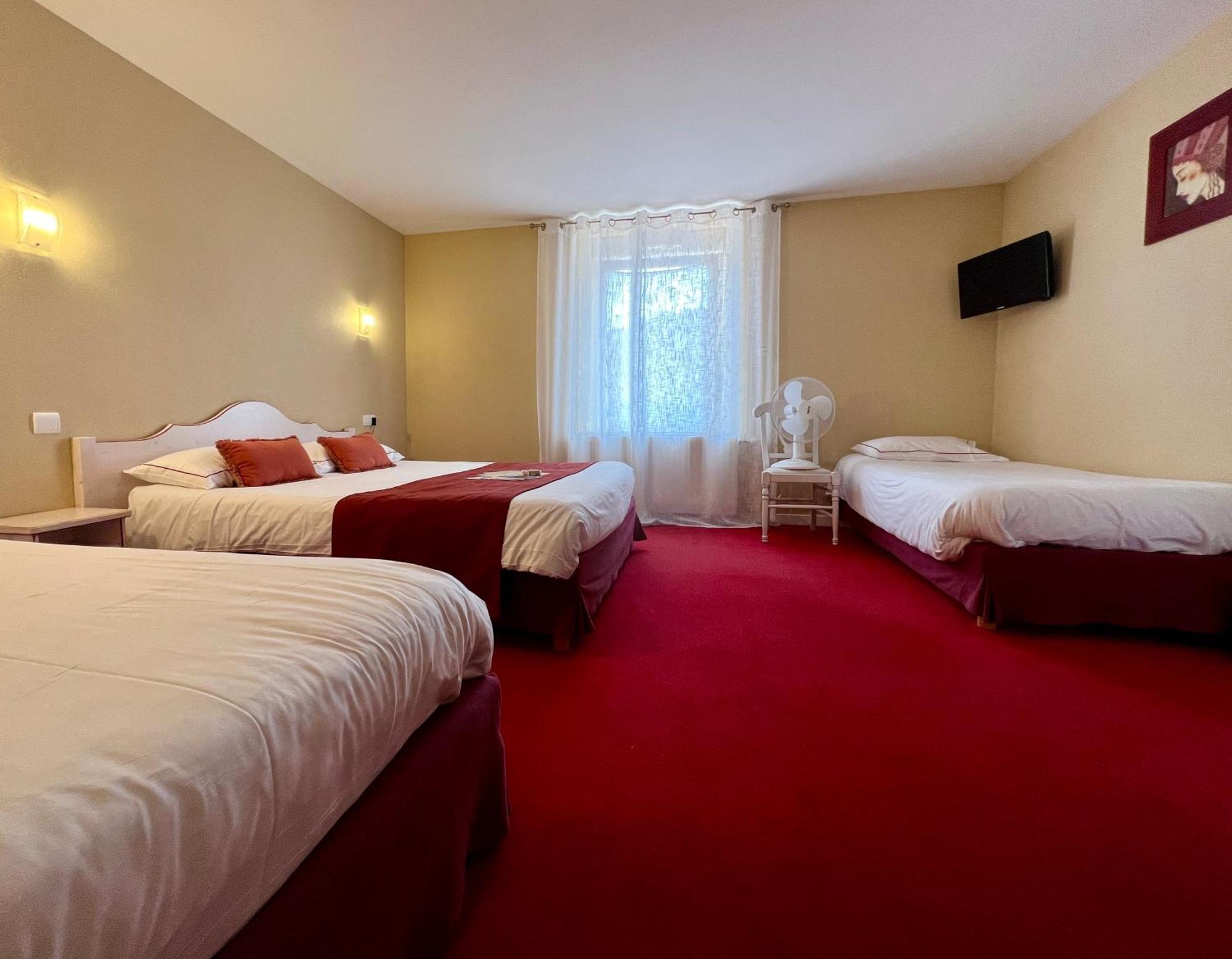 Logis Hotel, Chalets Et Restaurant Les Chatelmines La Bresse Værelse billede